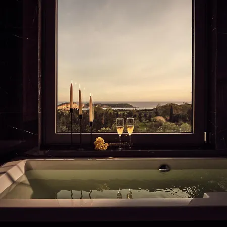 Alexandra Seaview Luxurious Villa, By Thinkvilla