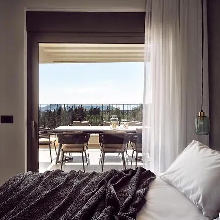 Alexandra Seaview Luxurious Villa, By Thinkvilla Βίλα