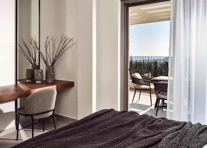 Alexandra Seaview Luxurious Villa, By Thinkvilla