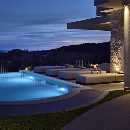 Alexandra Seaview Luxurious Villa, By Thinkvilla *