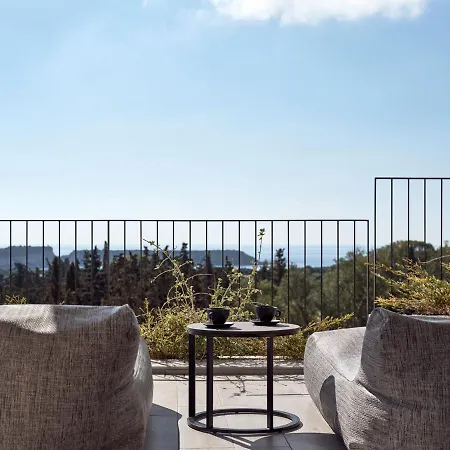 Alexandra Seaview Luxurious Villa, By Thinkvilla * Василикос