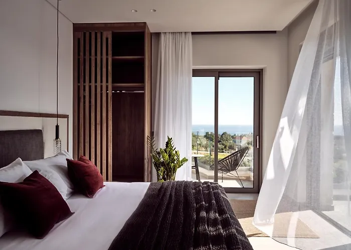 Alexandra Seaview Luxurious Villa, By Thinkvilla *