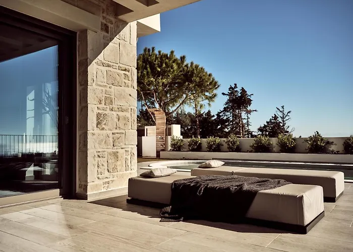 Alexandra Seaview Luxurious Villa, By Thinkvilla 빌라 Vasilikí